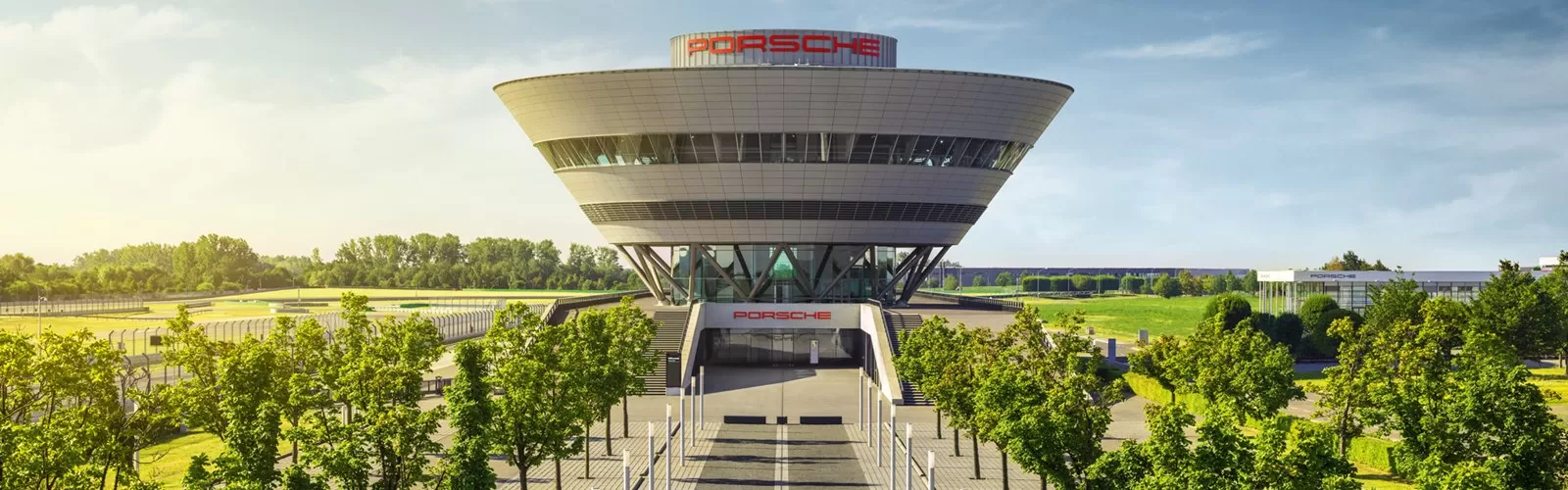 Мир Porsche