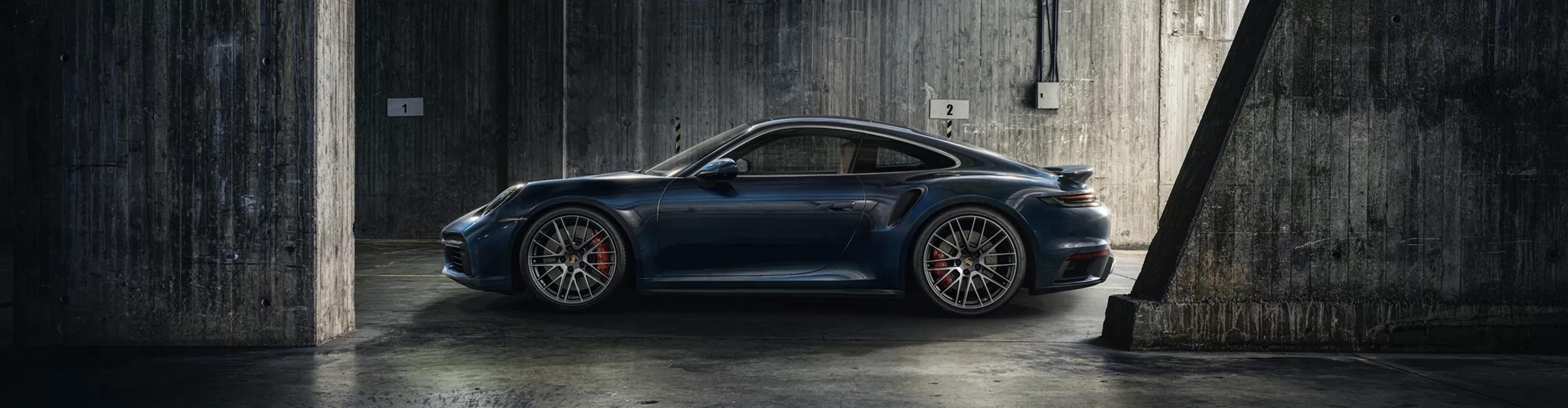 Настоящий эталон в течение 45 лет: Porsche 911 Turbo.