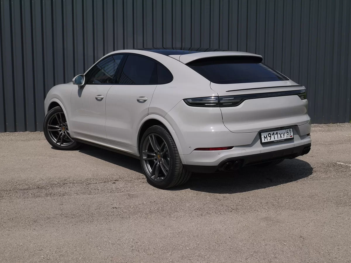 Cayenne Coupe